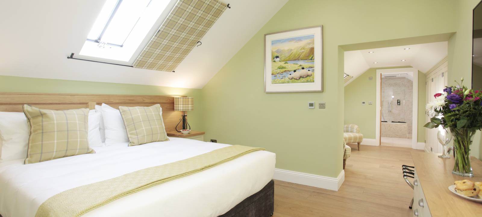 Hellebore bedroom