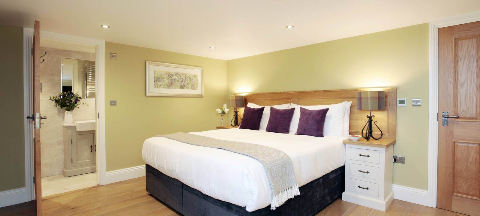Agapanthus bedroom