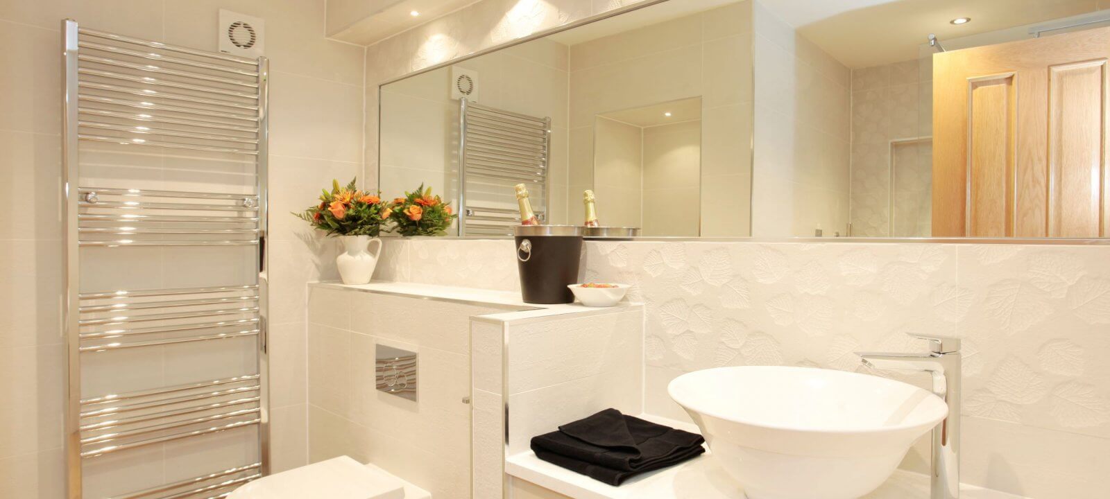 Honeysuckle bathroom