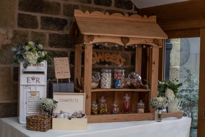 Wedding accessories table